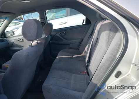 2000 Toyota Camry Le из США, поврежденный, VIN 4T1BG22K8YU625857